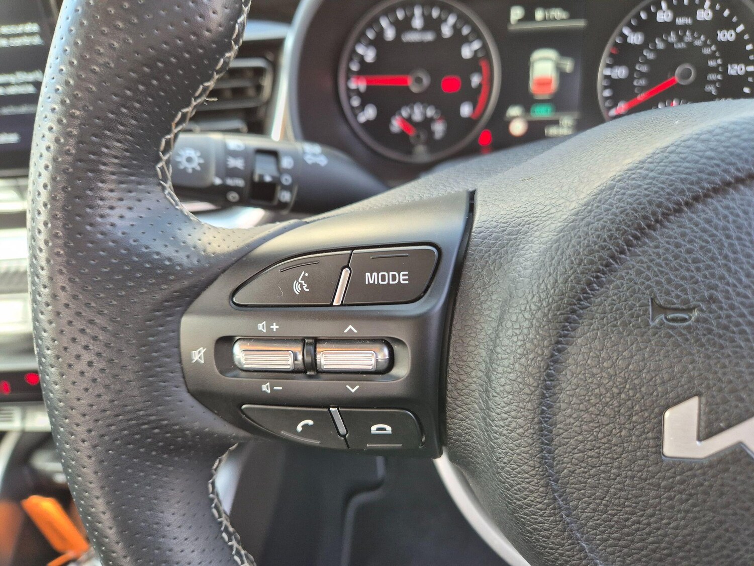 Used Kia Stonic 2024 for sale - 77647119: Photo 22