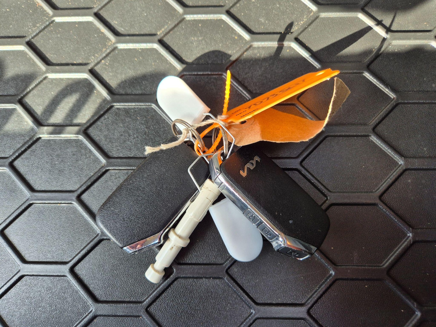 Used Kia Stonic 2024 for sale - 77647119: Photo 31