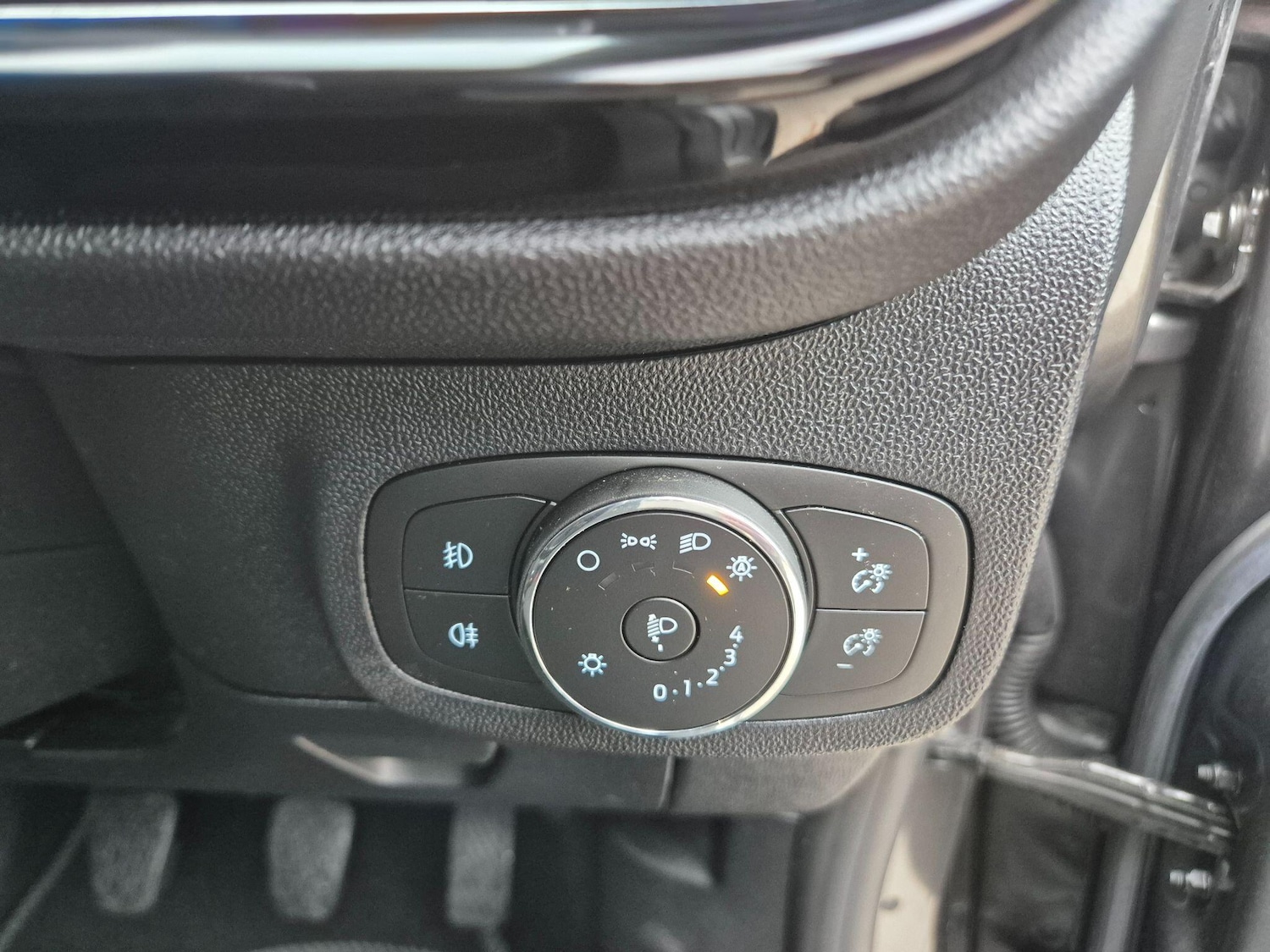 Used Ford Fiesta for sale - 77191903: Photo 26