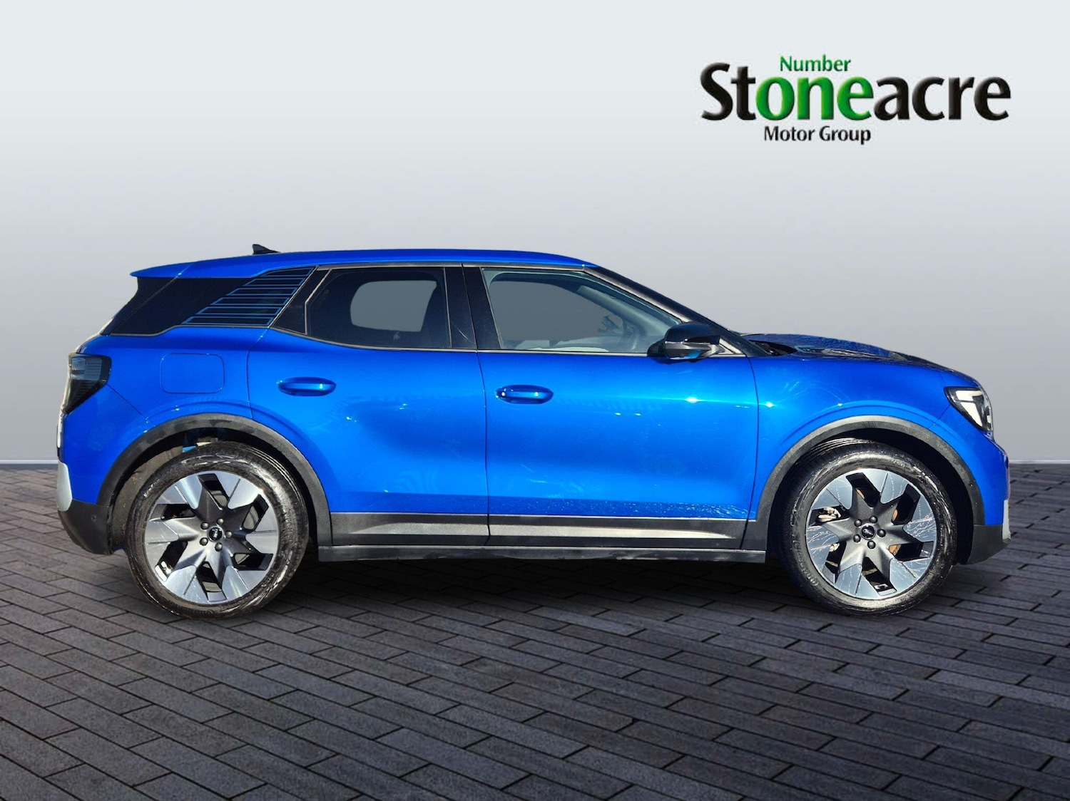 Used Ford Explorer 2025 for sale - 76666890: Photo 2