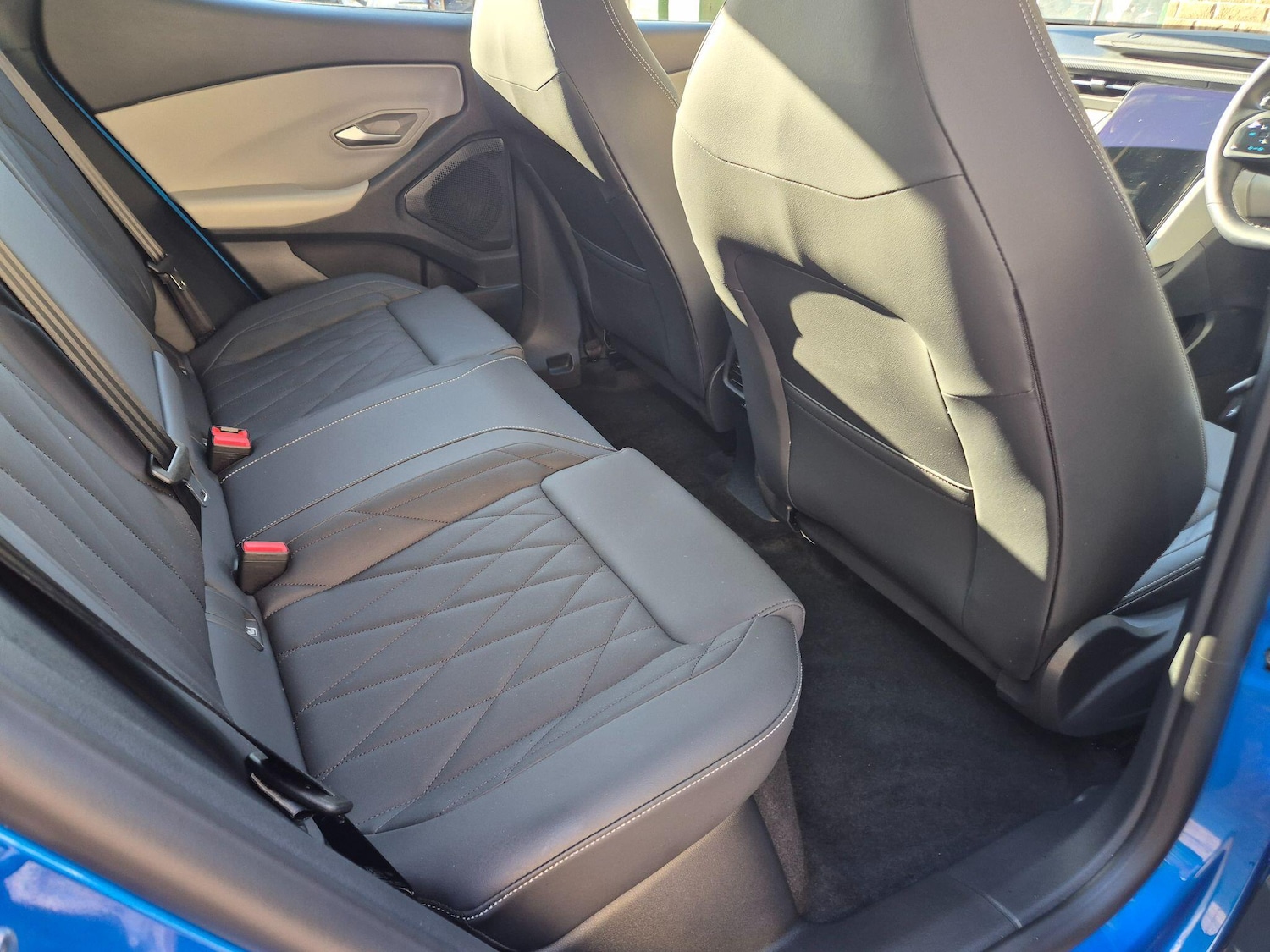 Used Ford Explorer 2025 for sale - 76666890: Photo 9