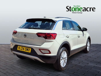 Used Volkswagen T-Roc 2024 for sale - 79106953: Photo