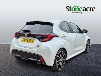 Used Toyota Yaris 2023 for sale - 79268350: Photo