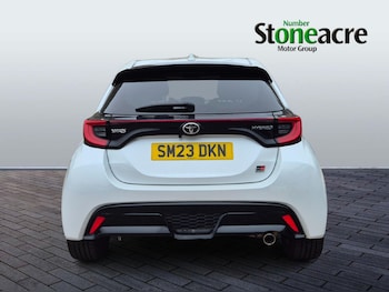 Used Toyota Yaris 2023 for sale - 79268350: Photo