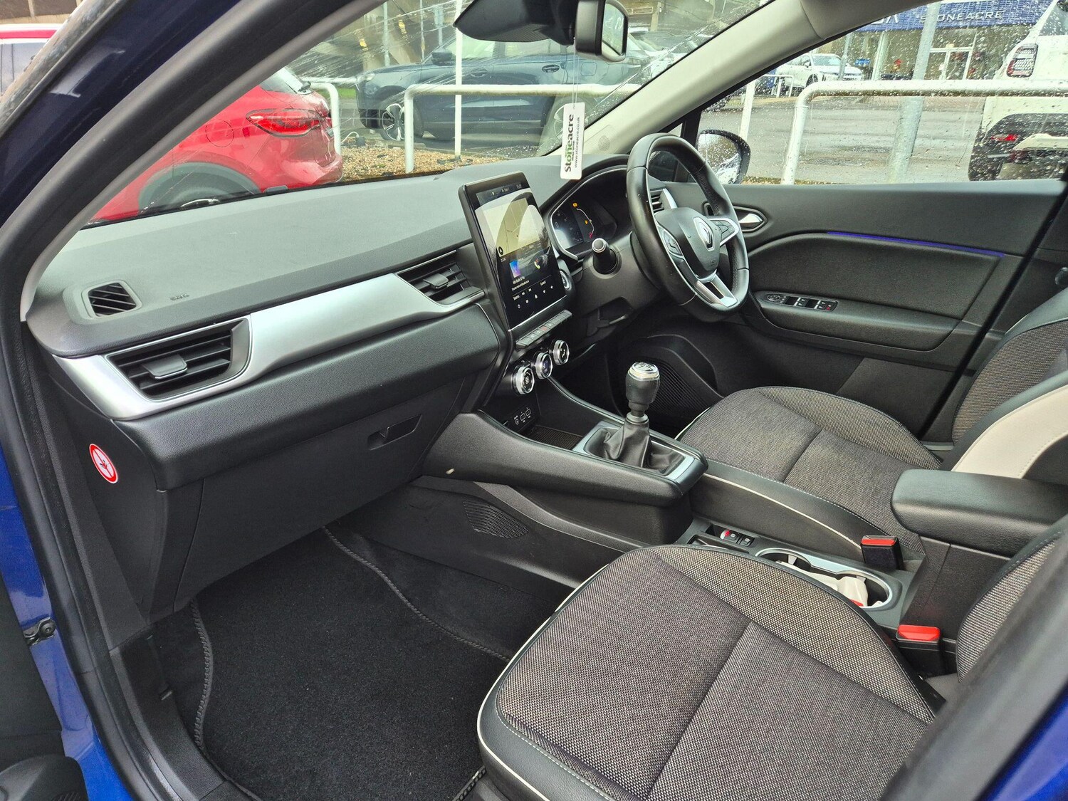 Used Renault Captur for sale - 77575375: Photo 12