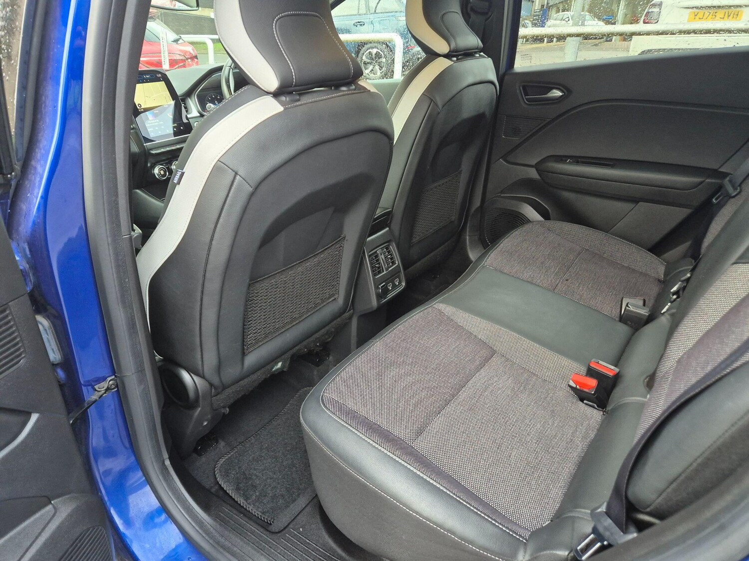 Used Renault Captur for sale - 77575375: Photo 16