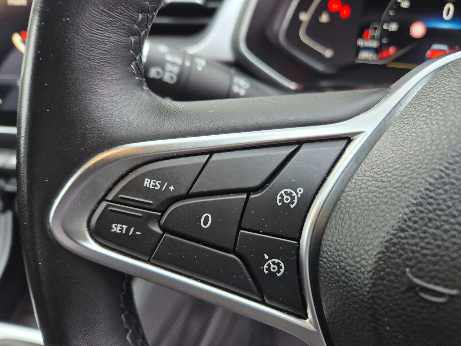 Used Renault Captur for sale - 77575375: Photo 21