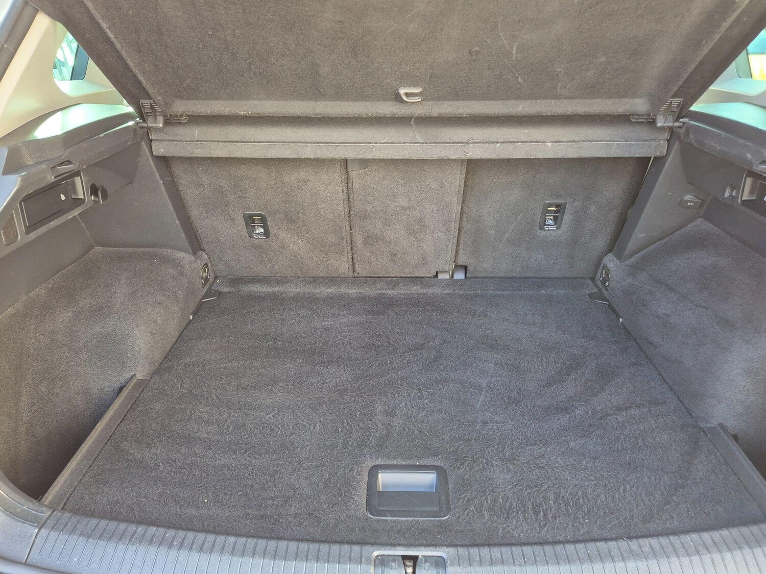 Used Volkswagen Tiguan for sale - 77738411: Photo 10