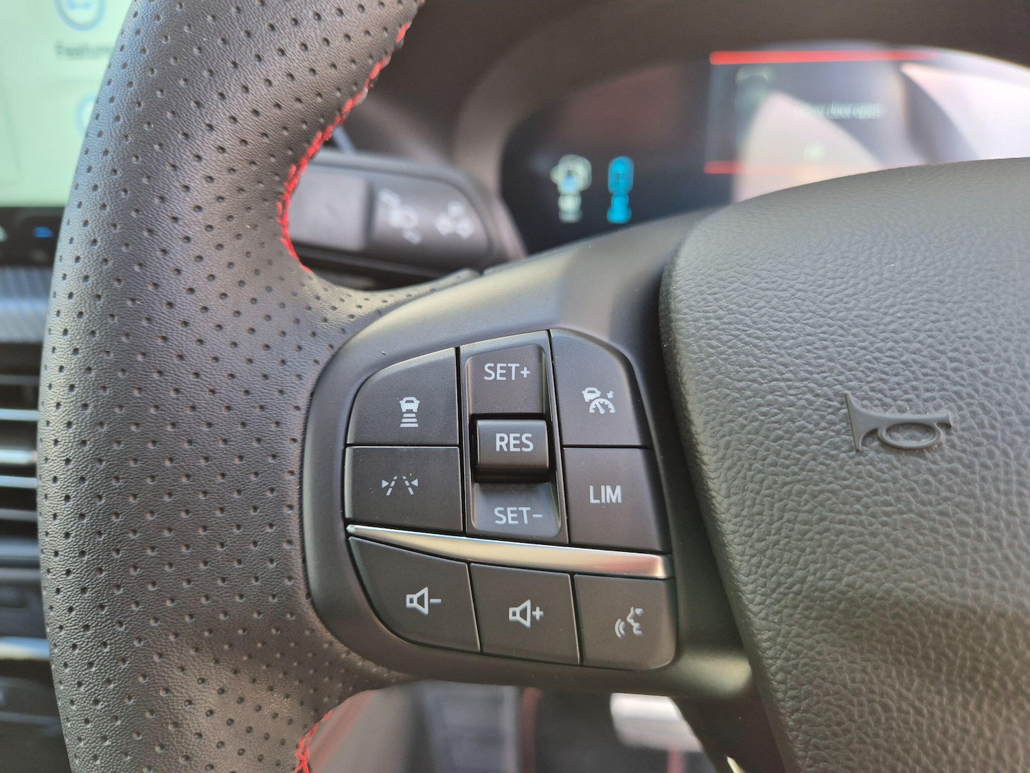 Used Ford Kuga 2025 for sale - 77109656: Photo 23