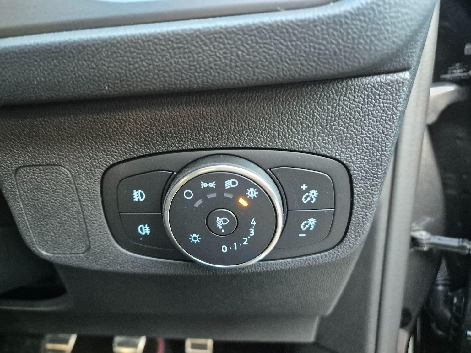 Used Ford Focus 2025 for sale - 76633251: Photo 14