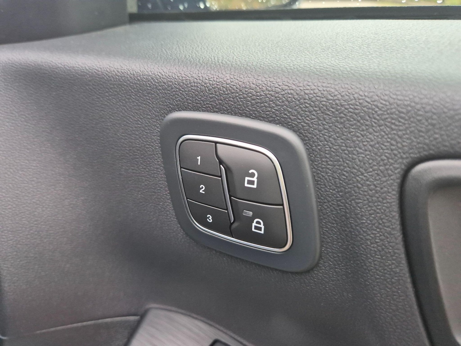 Used Ford Kuga 2025 for sale - 77103676: Photo 21