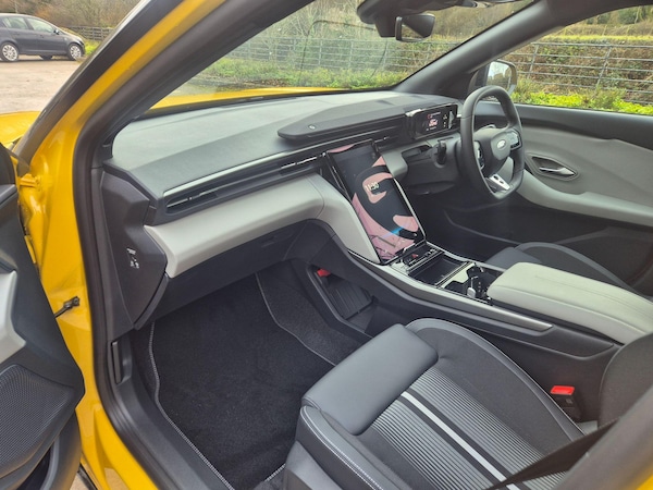 Used Ford Capri 2024 for sale - 74977920: Photo 17
