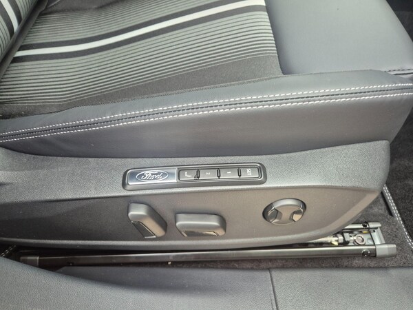 Used Ford Capri 2024 for sale - 74977920: Photo 25