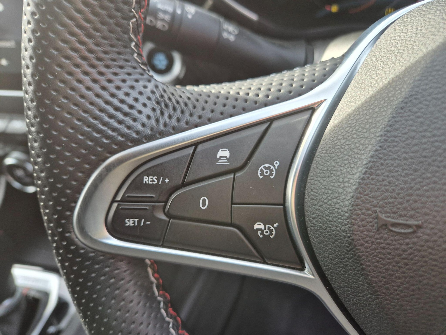 Used Renault Arkana 2023 for sale - 77598295: Photo 22