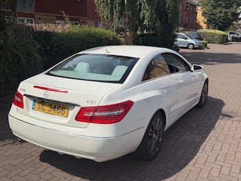 Used Mercedes-Benz E Class 2009 for sale - 79559104: Photo