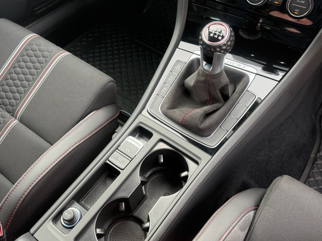 Used Volkswagen Golf 2017 for sale - 77725816: Photo 22