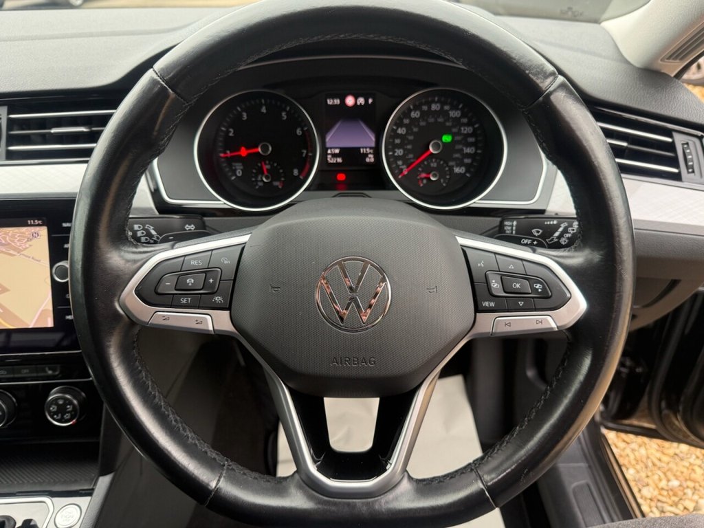 Used Volkswagen Passat 2021 for sale - 76950203: Photo 23