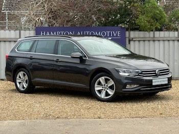 Used Volkswagen Passat 2021 for sale - 76950203: Photo
