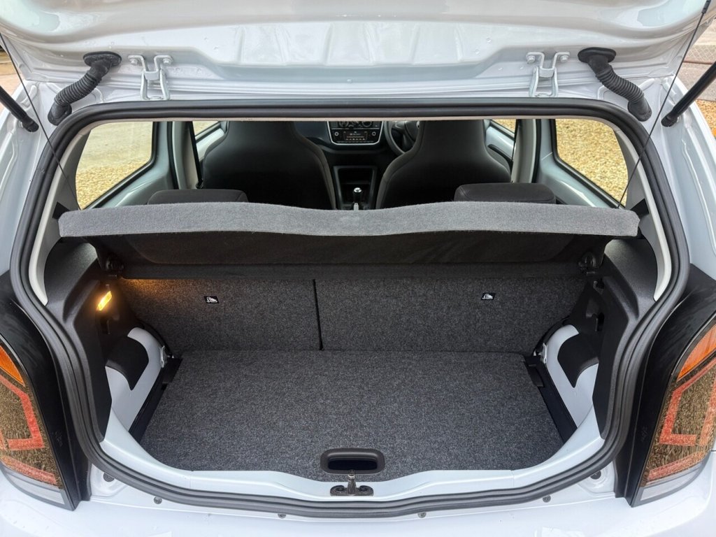 Used Volkswagen up! 2017 for sale - 77394367: Photo 19