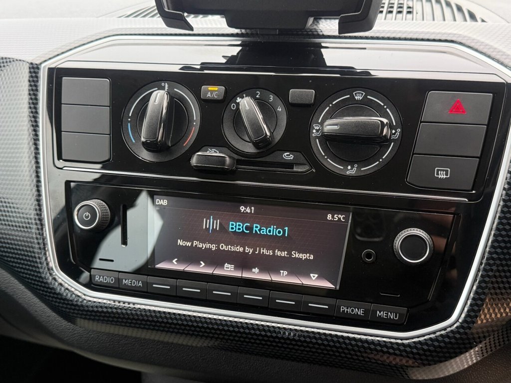 Used Volkswagen up! 2017 for sale - 77394367: Photo 24