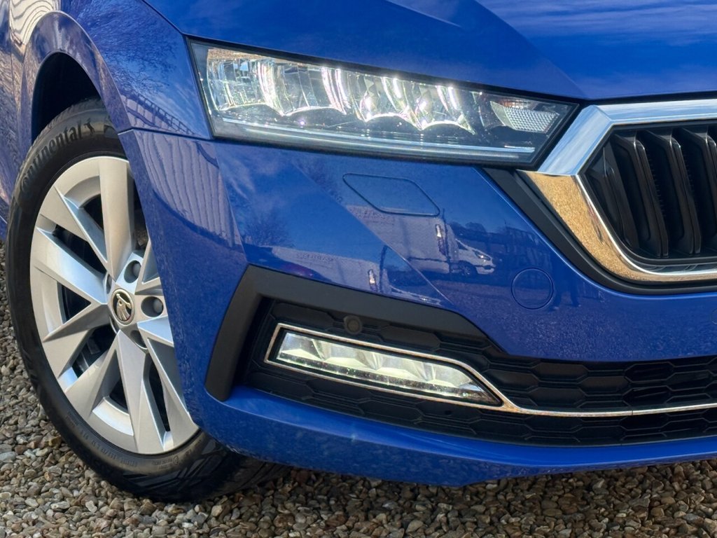 Used Skoda Octavia 2021 for sale - 76950536: Photo 10