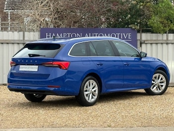 Used Skoda Octavia 2021 for sale - 76950536: Photo