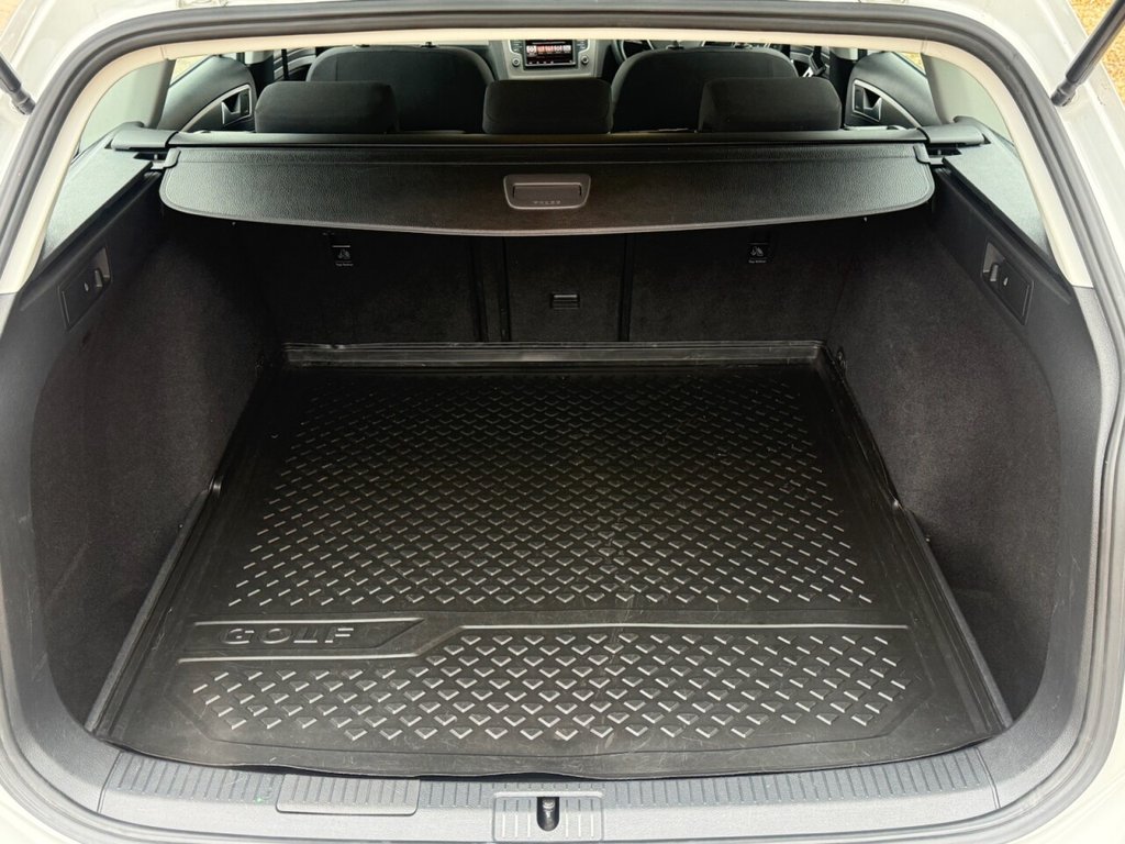 Used Volkswagen Golf 2016 for sale - 76950101: Photo 21