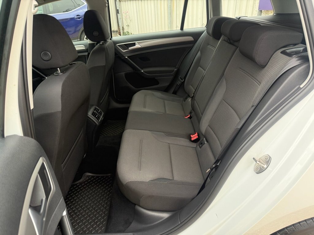 Used Volkswagen Golf 2016 for sale - 76950101: Photo 22