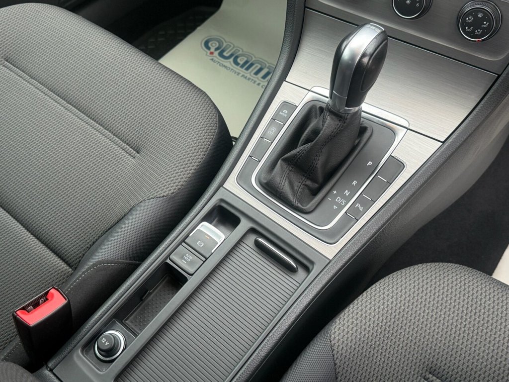 Used Volkswagen Golf 2016 for sale - 76950101: Photo 28