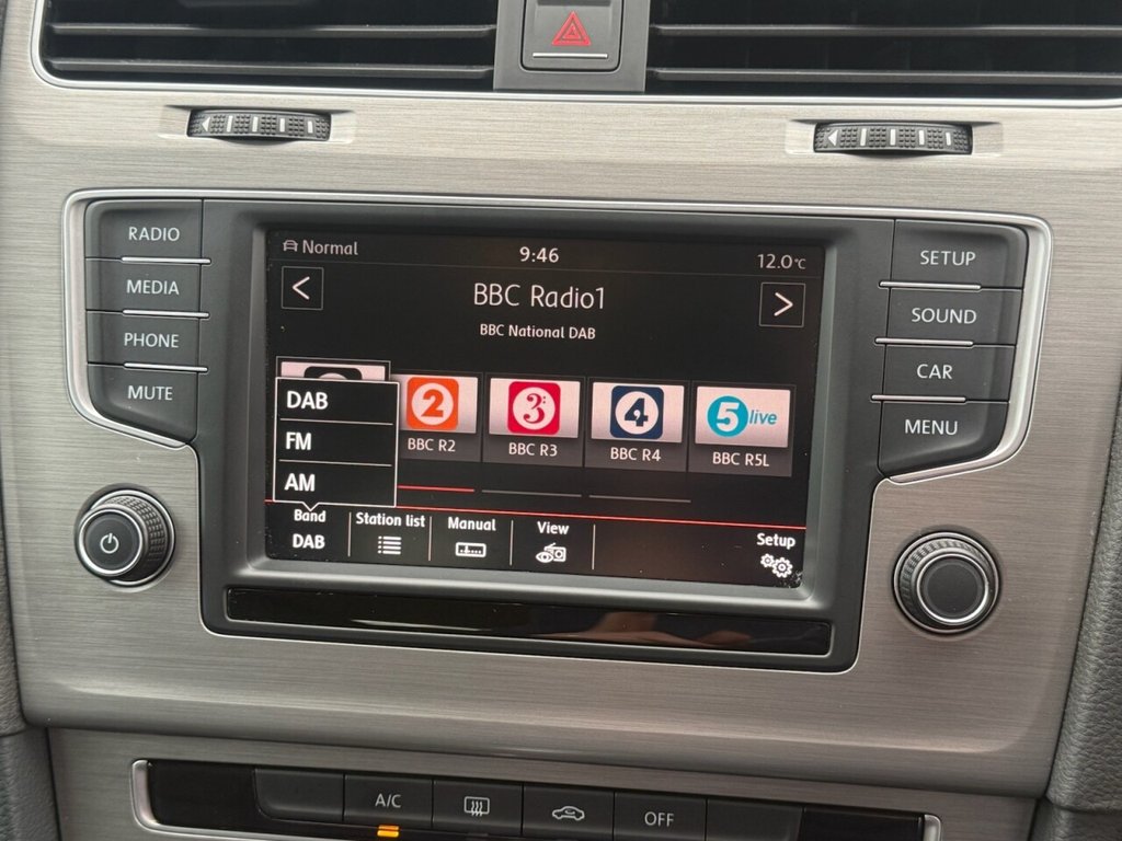 Used Volkswagen Golf 2016 for sale - 76950101: Photo 30