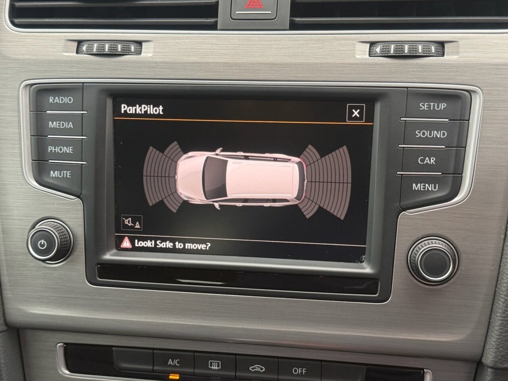 Used Volkswagen Golf 2016 for sale - 76950101: Photo 36