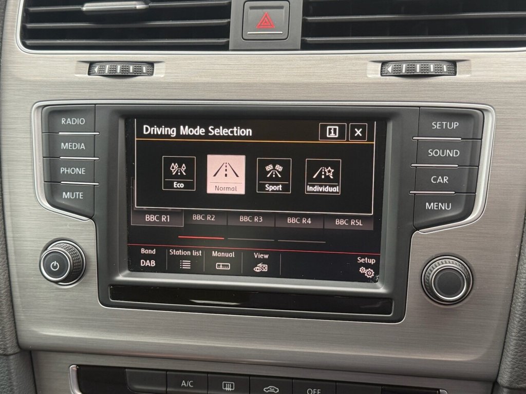 Used Volkswagen Golf 2016 for sale - 76950101: Photo 37