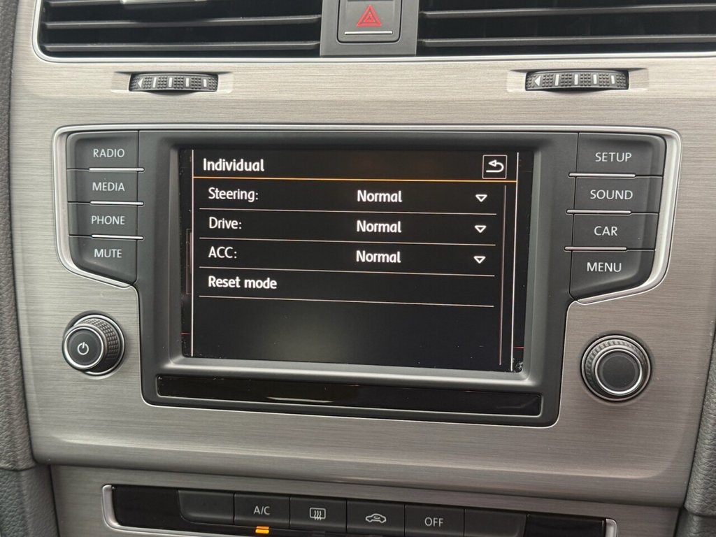 Used Volkswagen Golf 2016 for sale - 76950101: Photo 38