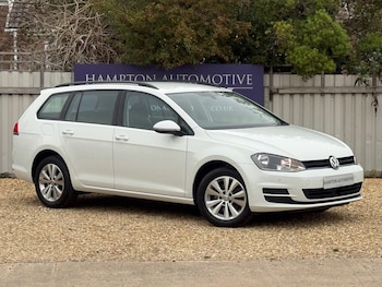 Used Volkswagen Golf 2016 for sale - 76950101: Photo