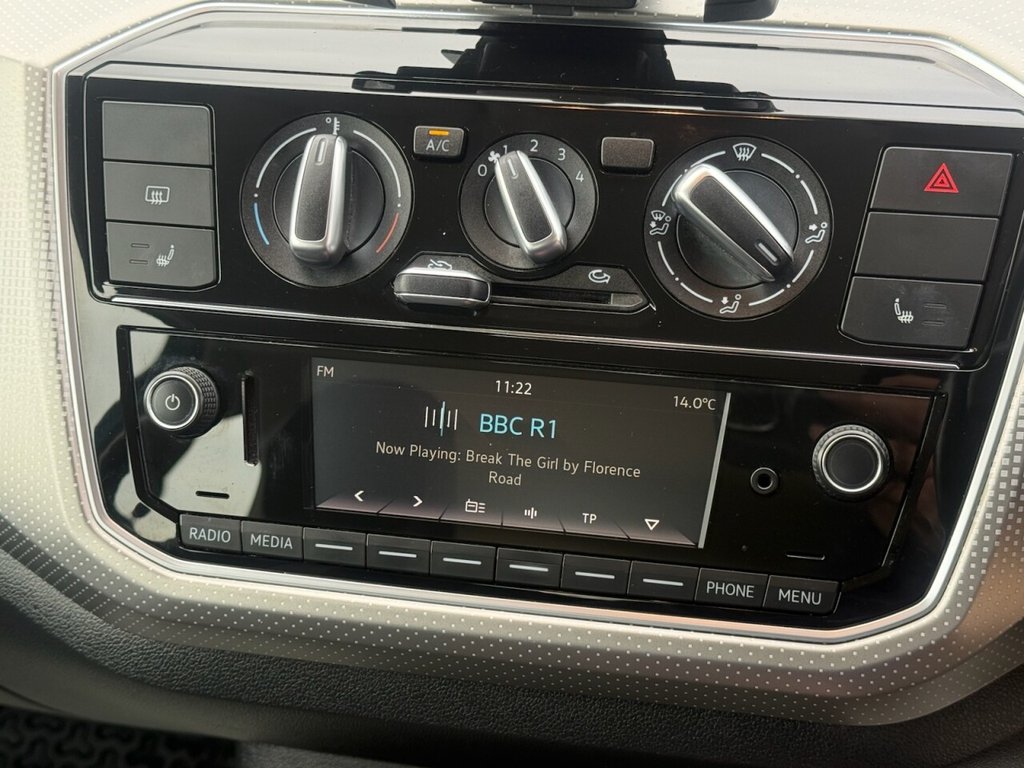 Used Volkswagen up! 2017 for sale - 76950114: Photo 25