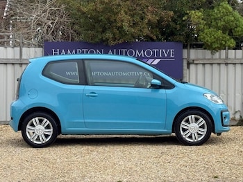 Used Volkswagen up! 2017 for sale - 76950114: Photo