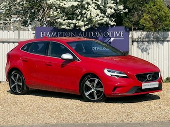 Used Volvo V40 2018 for sale - 78413704: Photo