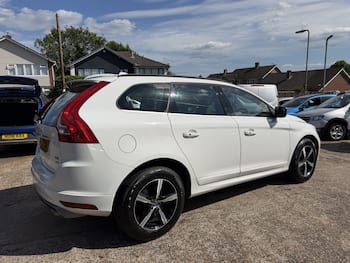 Used Volvo XC60 2017 for sale - 79875690: Photo