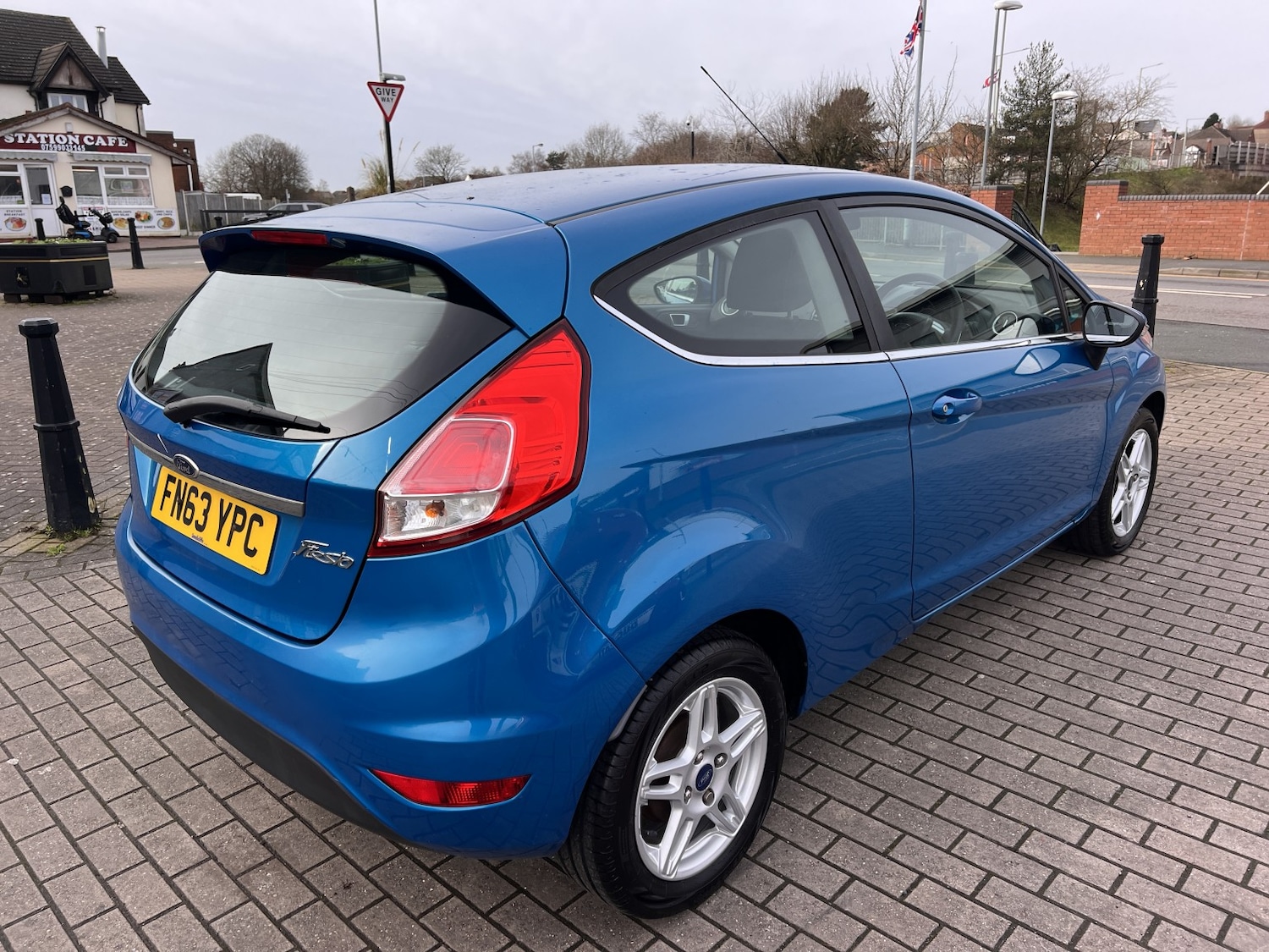 Used Ford Fiesta 2013 for sale - 77584616: Photo 3