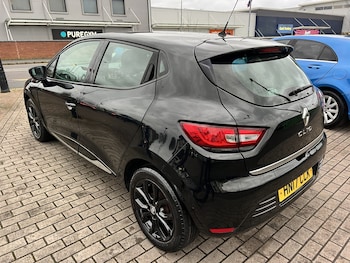 Used Renault Clio 2017 for sale - 77118586: Photo