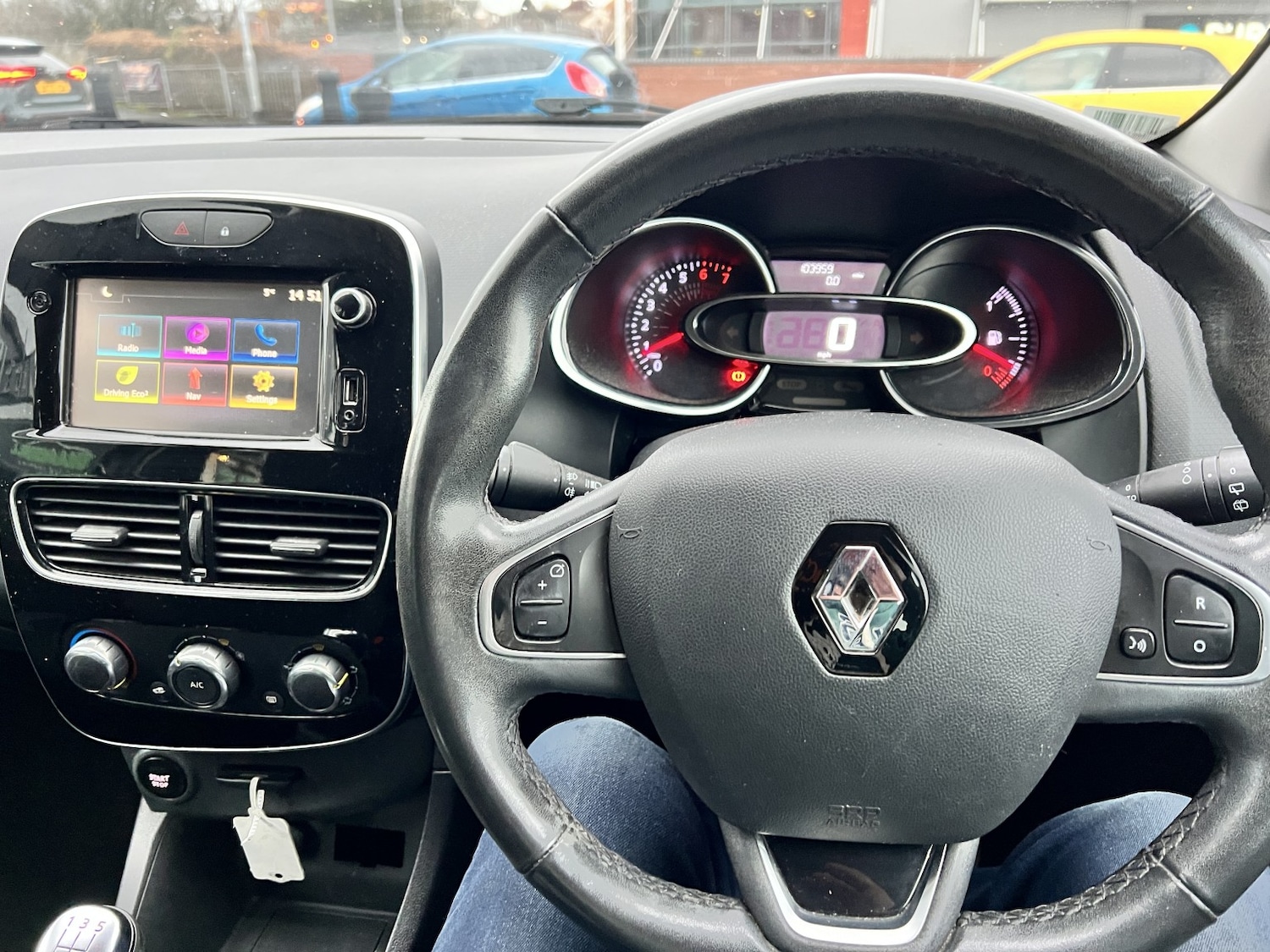 Used Renault Clio 2017 for sale - 77118586: Photo 7