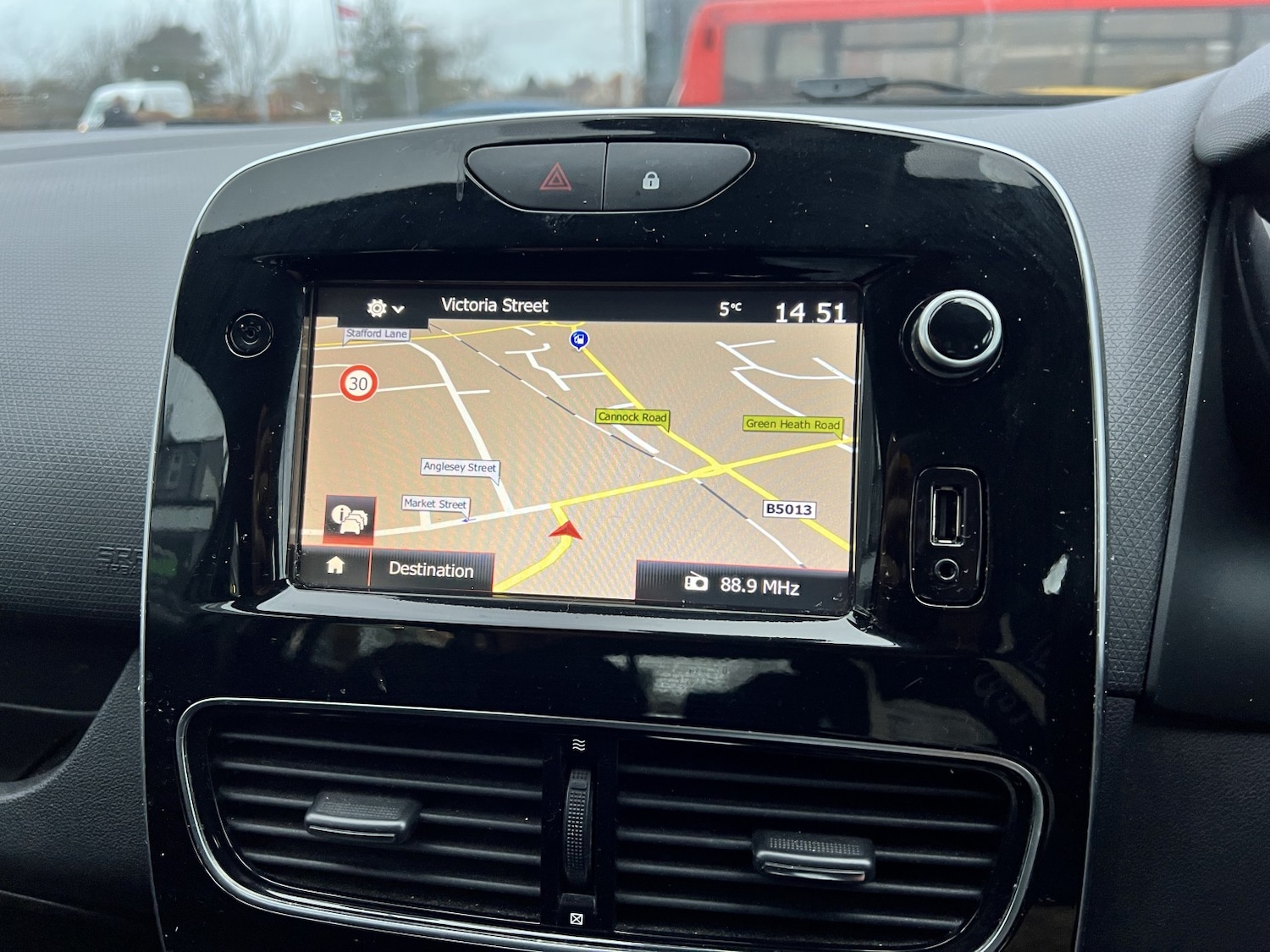 Used Renault Clio 2017 for sale - 77118586: Photo 9