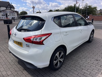 Used Nissan Pulsar 2015 for sale - 79637741: Photo