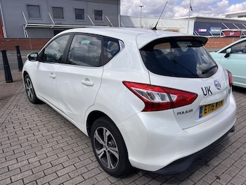 Used Nissan Pulsar 2015 for sale - 79637741: Photo