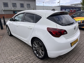 Used Vauxhall Astra 2012 for sale - 78938237: Photo