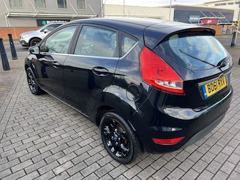 Used Ford Fiesta 2011 for sale - 77118515: Photo