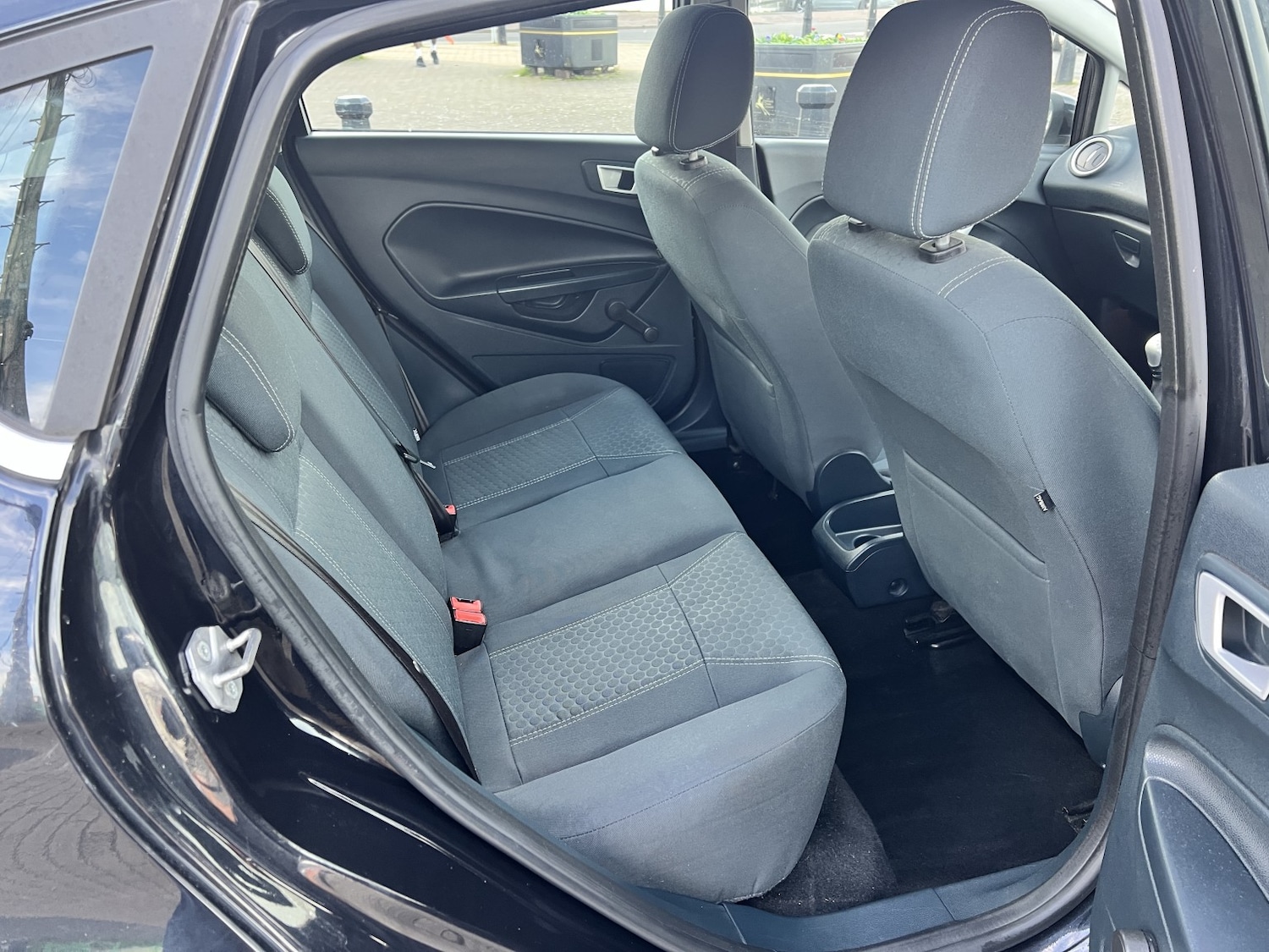 Used Ford Fiesta 2011 for sale - 77118515: Photo 7