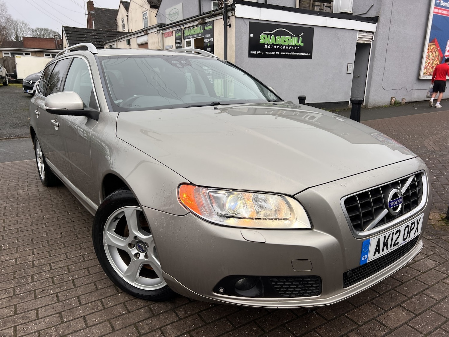 Used Volvo V70 2012 for sale - 77370707: Photo 1