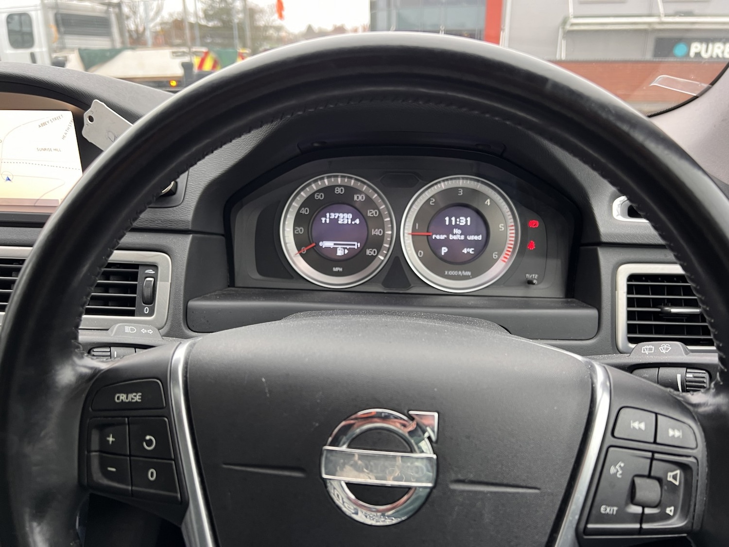 Used Volvo V70 2012 for sale - 77370707: Photo 8