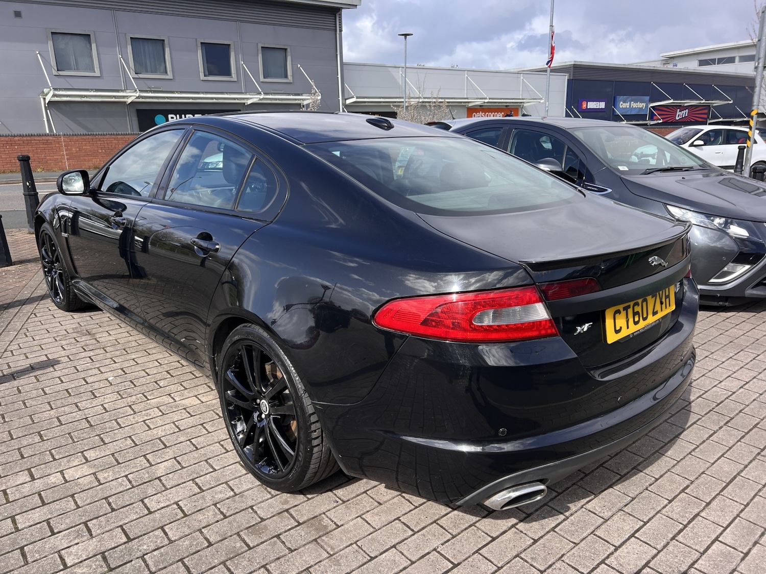 Used Jaguar XF 2010 for sale - 78057062: Photo 3